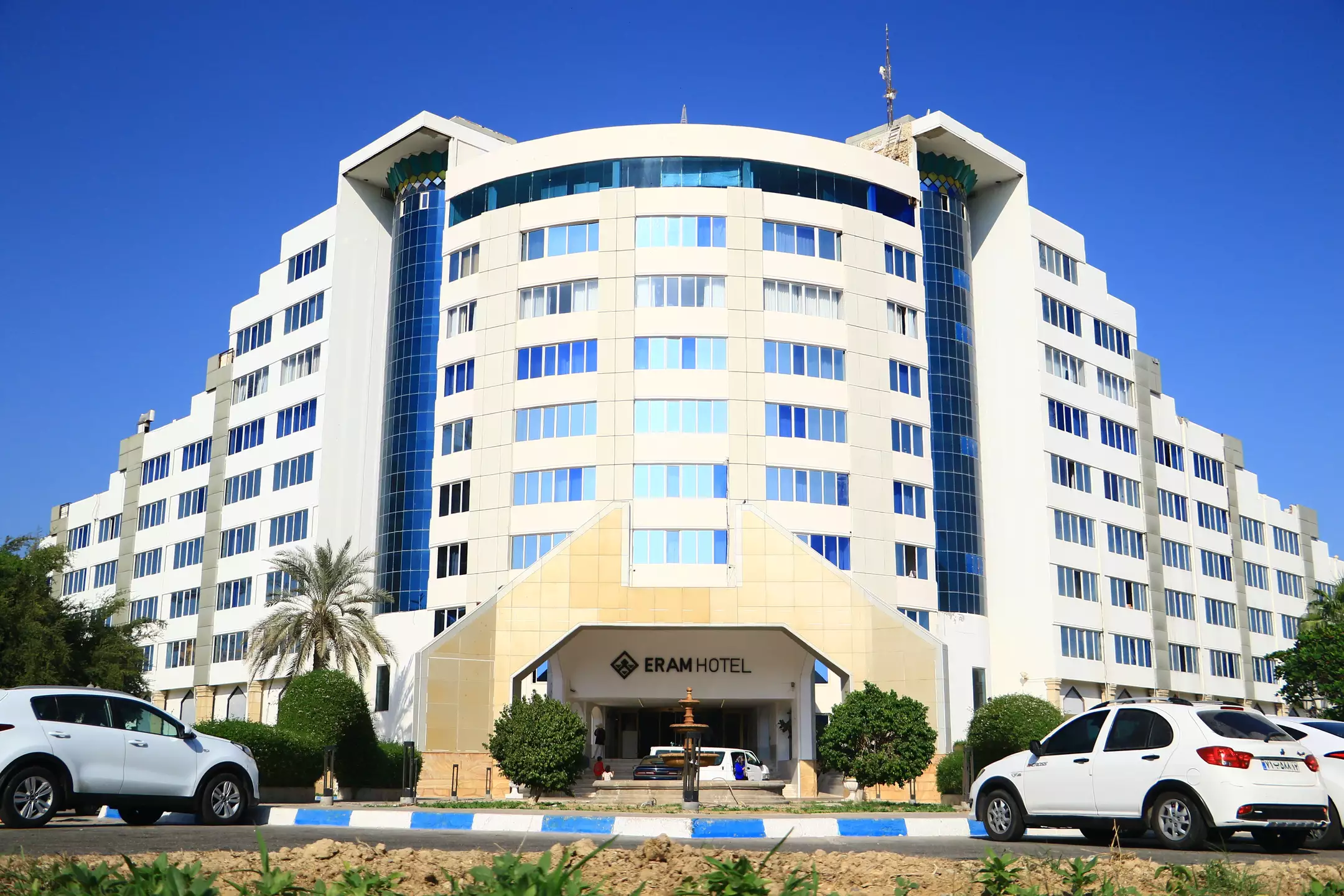 Alibaba https://cdn.alibaba.ir/ostorage/hotel-accommodation-images/6936c98242794e78685ec44c_نمای بیرونی.webp